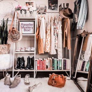 Resellers Mystery Box - Mix women's sizes & season